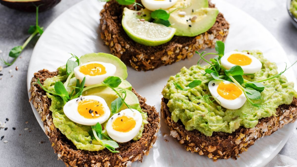 Avocado and Quail Egg Toasts, Healthy Snack or Breakfast